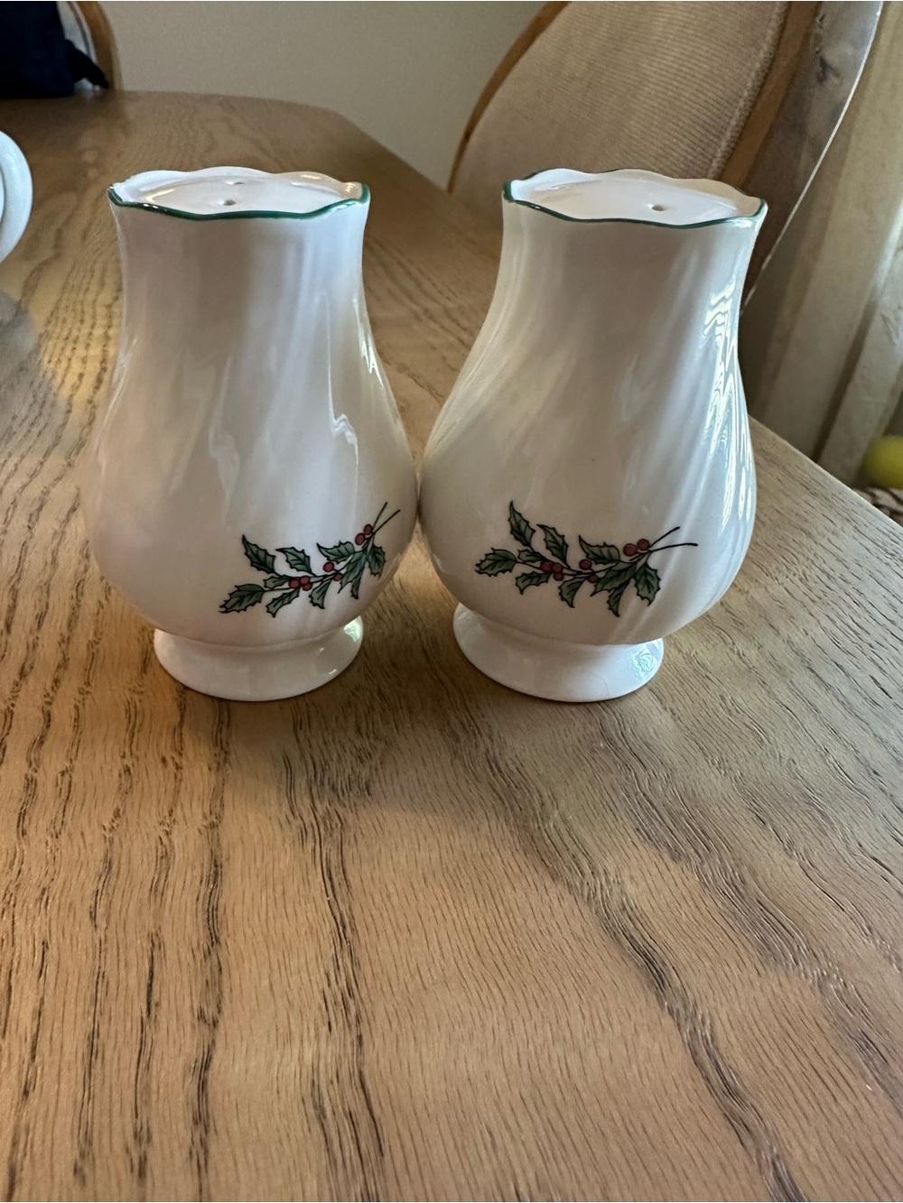 Nikko Ceramics White Ceramic Holly Salt and Pepper Shakers with Green Trim